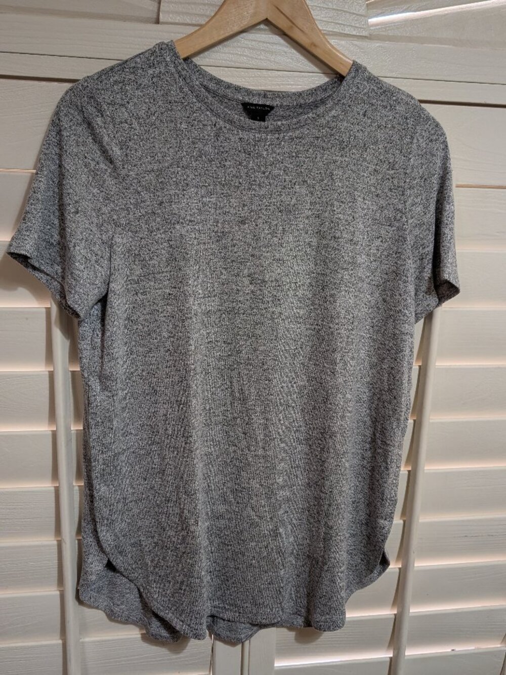 Ann Taylor Heather Grey NWOT Tunic Shirt Size Small